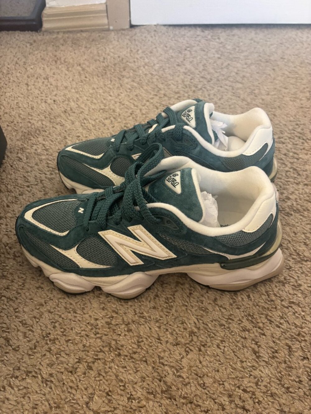 New Balance 9060 Spruce Angora Women's 7 Men's 5.5